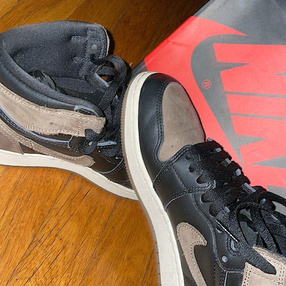 Jordan 1 retro high OG Palomino